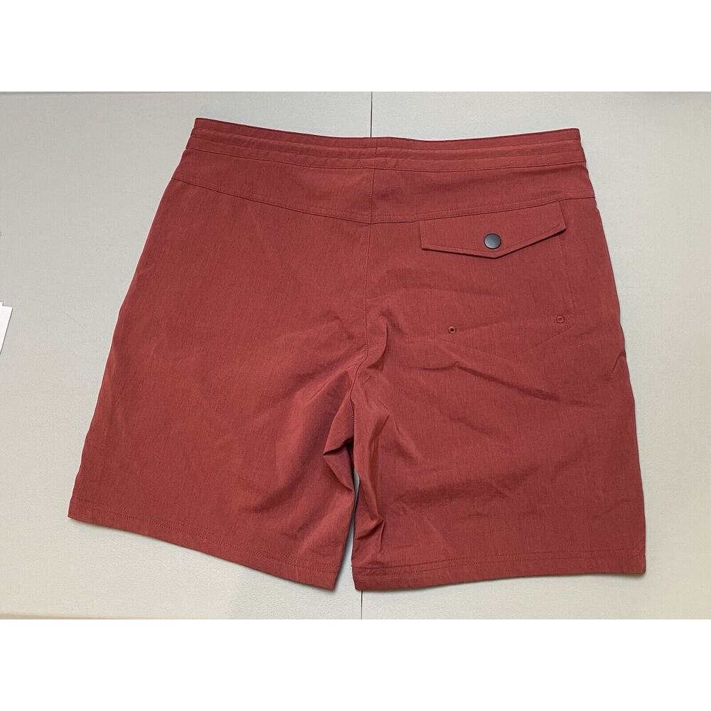 Even Tide‎ Men's Drawstring Kai Hybrid Short in Red Size 33/7 NWOT - Picture 2 of 8